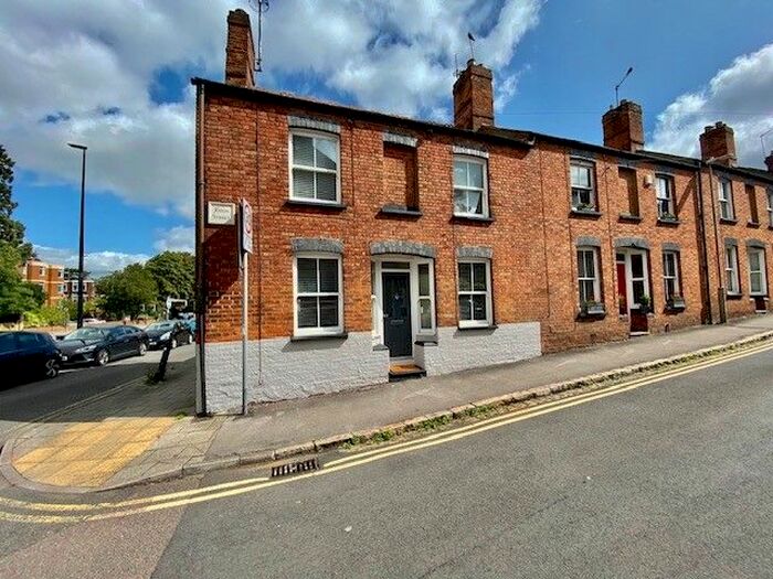3 Bedroom End Of Terrace House To Rent In Ripon Street, Aylesbury, HP20