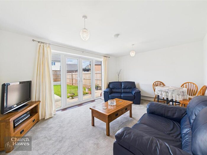2 Bedroom Bungalow For Sale In Defiant Drive, Maldon, CM9