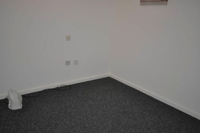 Studio To Rent In Dearne Walk, Bedford, MK41
