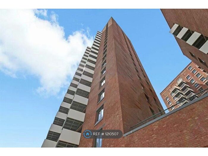 2 Bedroom Flat To Rent In Makers Yard, London, E3