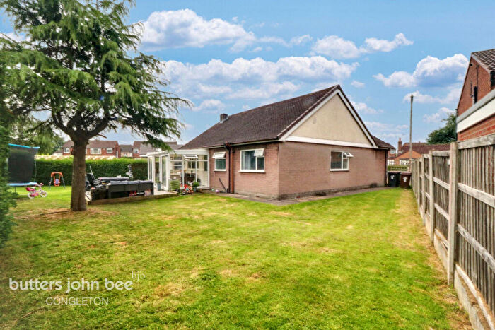 3 Bedroom Detached Bungalow For Sale In Newlyn Avenue, Mossley, Congleton, CW12