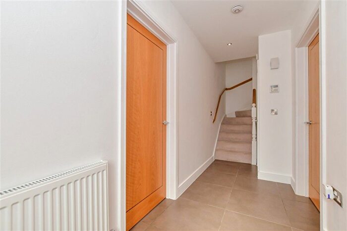 5 Bedroom Detached House For Sale In Buckingham Road, Epping, Essex, CM16