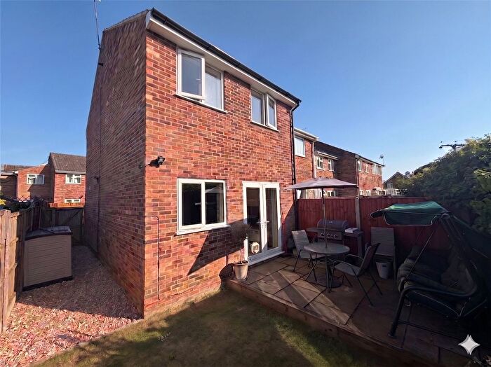 2 Bedroom End Of Terrace House For Sale In Mainstone Close, Deepcut, Camberley, GU16