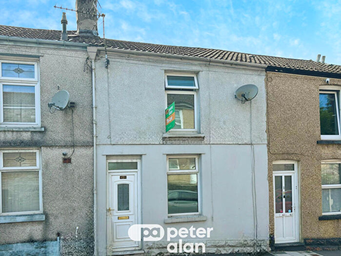 2 Bedroom House To Rent In Cardiff Road, Troedyrhiw, Merthyr Tydfil, CF48