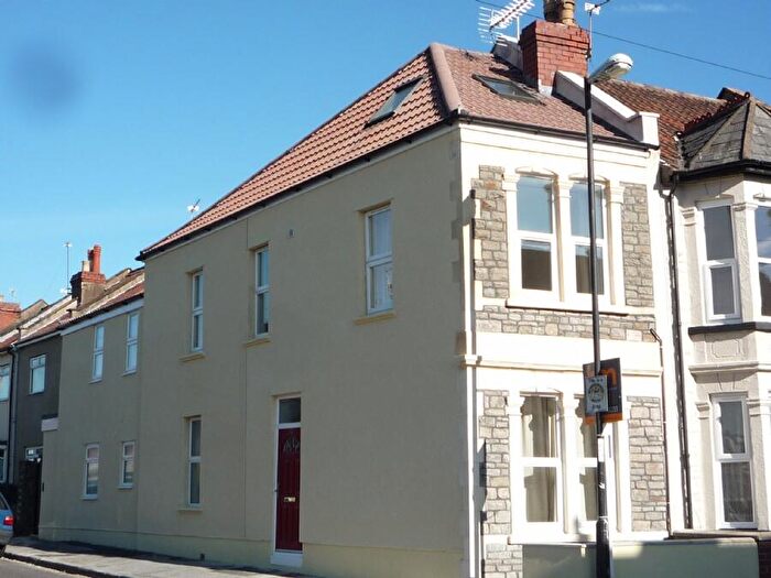 2 Bedroom Flat To Rent In A Westminster Road, Whitehall, Bristol, BS5