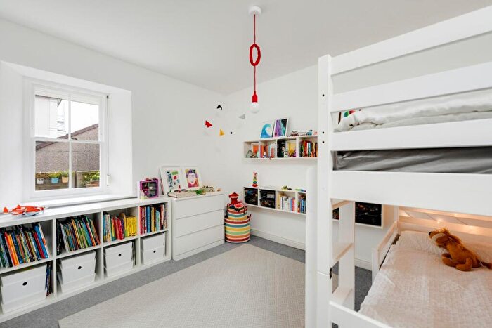 2 Bedroom Flat For Sale In Exeter Buildings, Bristol, BS6