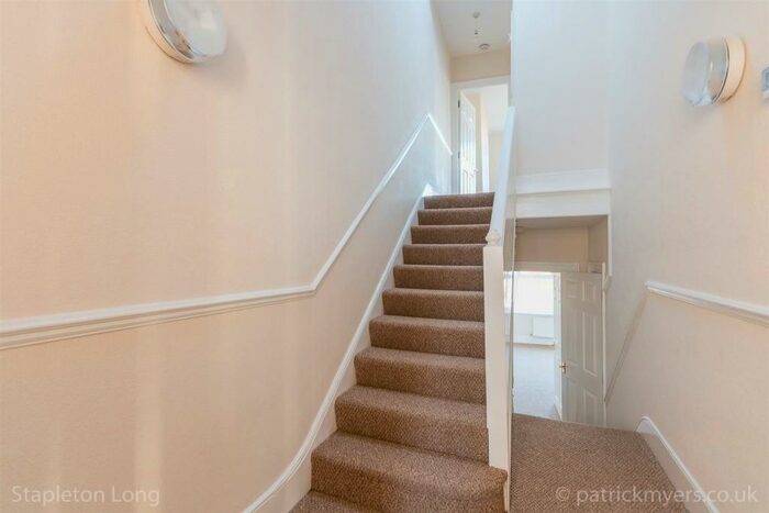 2 Bedroom Flat To Rent In Hawarden Grove, Herne Hill, SE24