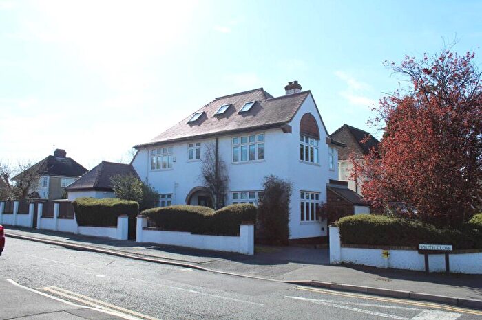 6 Bedroom Detached House To Rent In The Grove, Bexleyheath, DA6