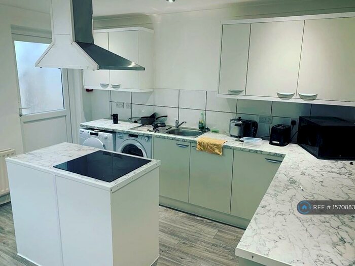 3 Bedroom Terraced House To Rent In Miranda Road, Bootle, L20