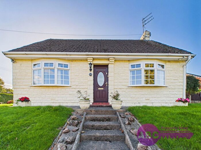 4 Bedroom Bungalow For Sale In Rivacre Road, Rivacre, Ellesmere Port, CH66