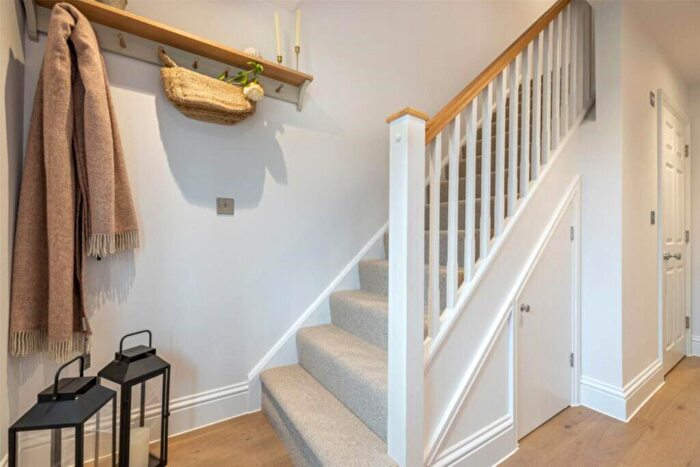 4 Bedroom Town House To Rent In Baltonsborough, BA6