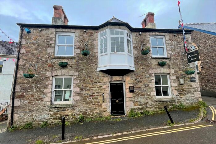 2 Bedroom Flat To Rent In Fore Street, Holbeton, Plymouth, PL8