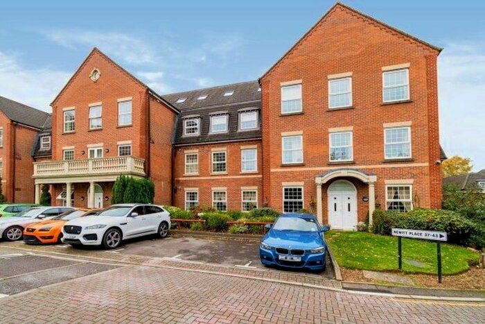 2 Bedroom Flat To Rent In Newitt Place, Southampton, SO16
