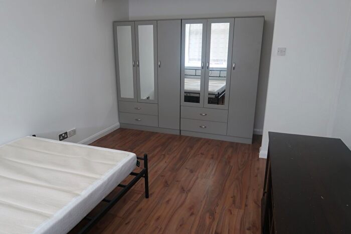 3 Bedroom Terraced House To Rent In Wood End Gardens, Northolt, UB5