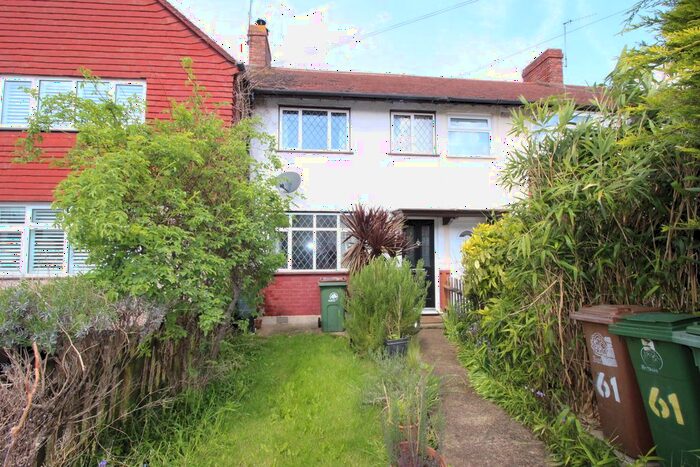 2 Bedroom Terraced House To Rent In Lindsay Road, Worcester Park, KT4