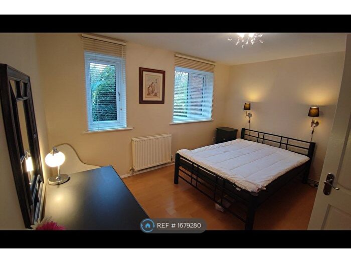 1 Bedroom Flat To Rent In Bream Close, London, N17