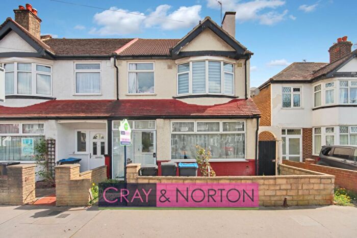 3 Bedroom End Of Terrace House For Sale In Davidson Road, Addiscombe, CR0