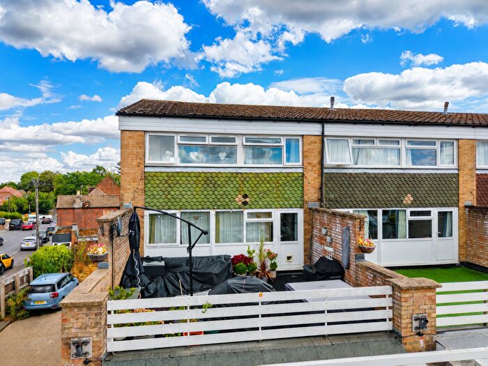 3 Bedroom Apartment For Sale In Turners Place, Holmer Green, High Wycombe, Buckinghamshire, HP15
