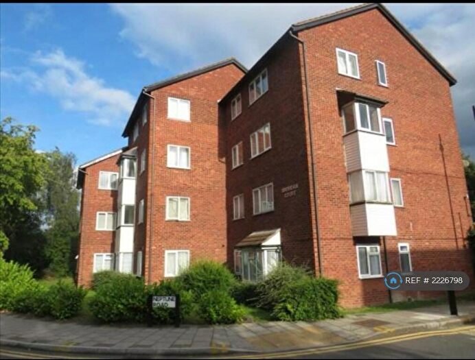 2 Bedroom Flat To Rent In Sheridan Court, Harrow, HA1