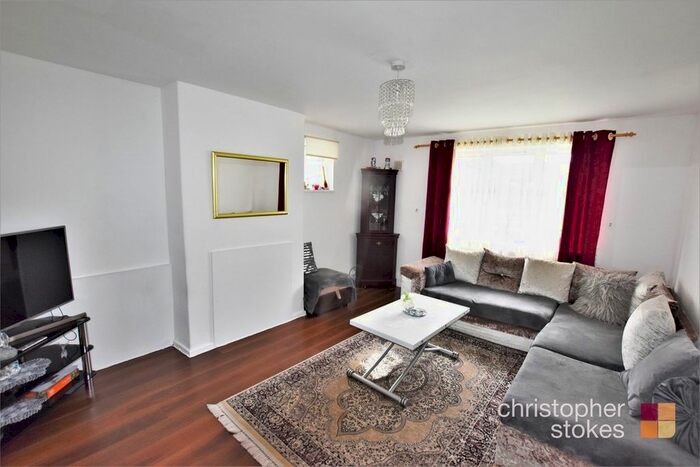 2 Bedroom Flat To Rent In Albemarle Avenue, Hertfordshire, Cheshunt, EN8