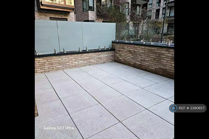 2 Bedroom Flat To Rent In Vermont House, London, EC1V