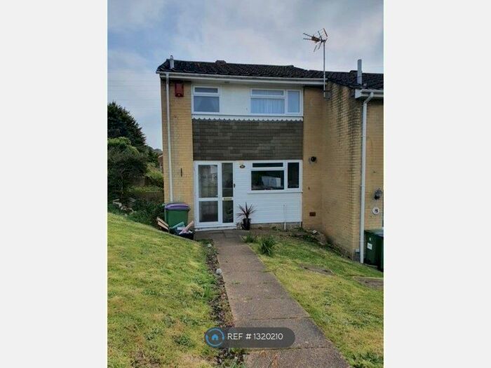 3 Bedroom End Of Terrace House To Rent In Shorncliffe Road, Folkestone CT20