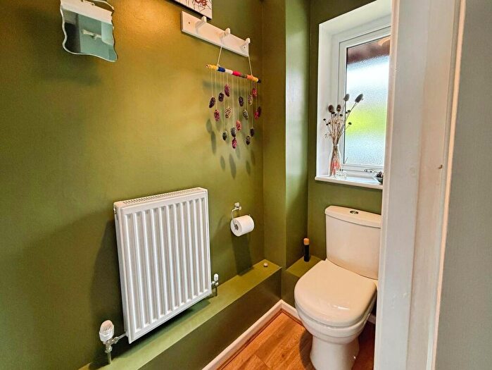 3 Bedroom Mews For Sale In Roan Mews, Macclesfield, SK11
