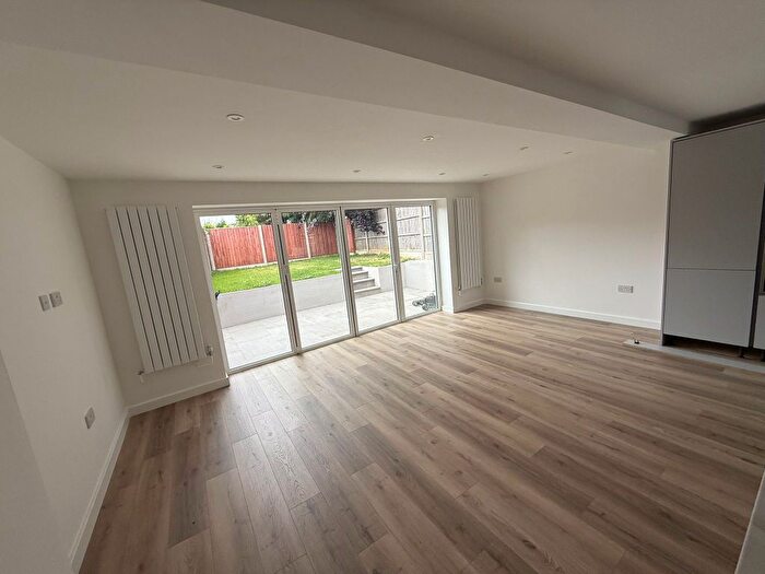4 Bedroom Property To Rent In Spies Lane, Halesowen, B62