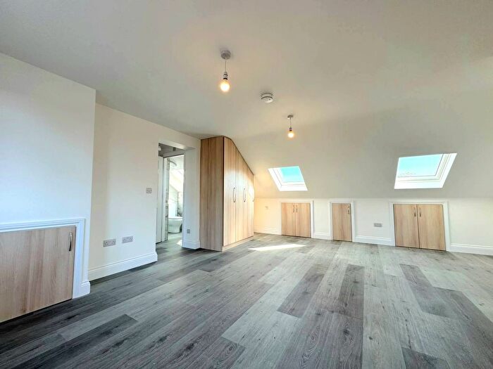 Studio To Rent In Spencer Road, Harrow, HA3