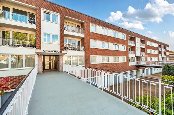 2 Bedroom Apartment For Sale In Palmeira Avenue, Hove, East Sussex, BN3