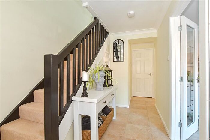 4 Bedroom Detached House For Sale In Cedar Drive, Southwater, Horsham, West Sussex, RH13