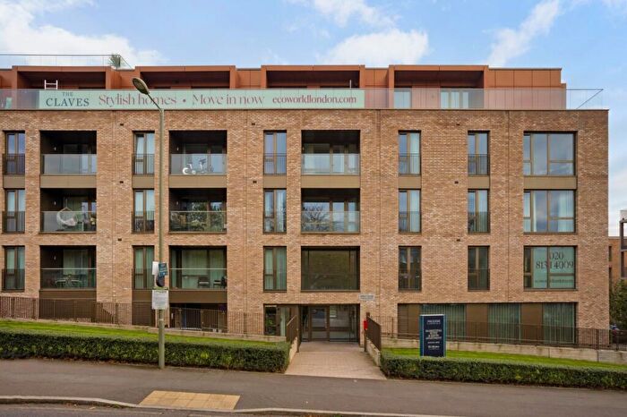 2 Bedroom Penthouse For Sale In The Claves, Inglis Way, Millbrook Park, London, NW7