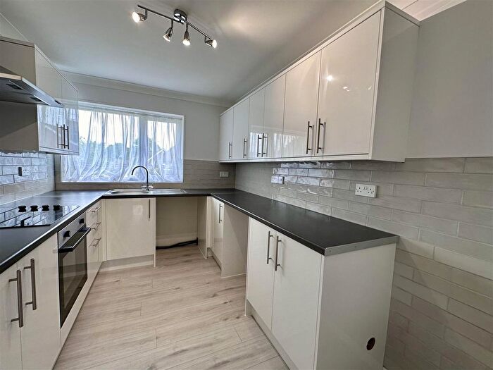 2 Bedroom Detached Bungalow To Rent In Pound Field, Sandhurst, Cranbrook, TN18