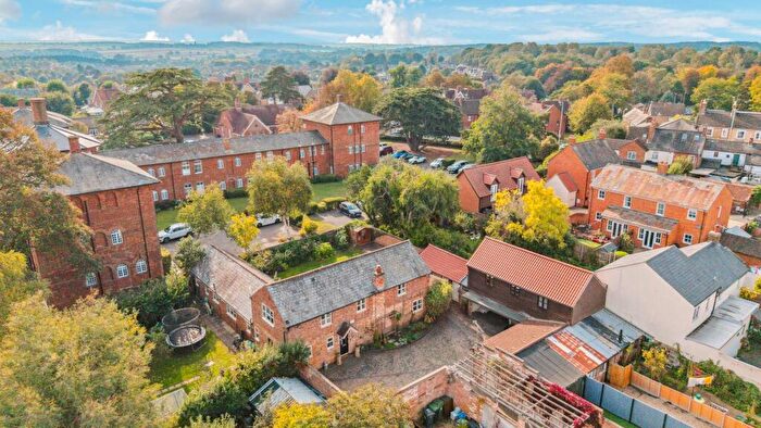 4 Bedroom Detached House For Sale In Oliver Street, Ampthill, MK45