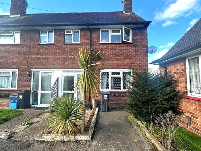 3 Bedroom End Terrace House For Sale In Wigley Road, Feltham, TW13