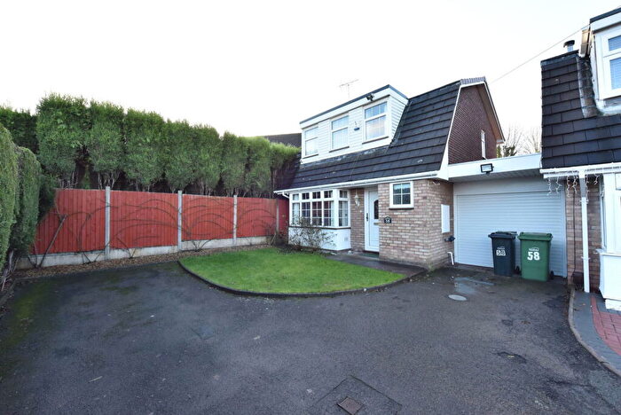 3 Bedroom Link Detached House For Sale In Pensnett, Dreadnought Road, DY5