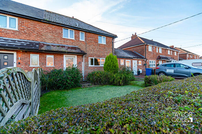 3 Bedroom Terraced House For Sale In Manor Road, Mile Oak, B78