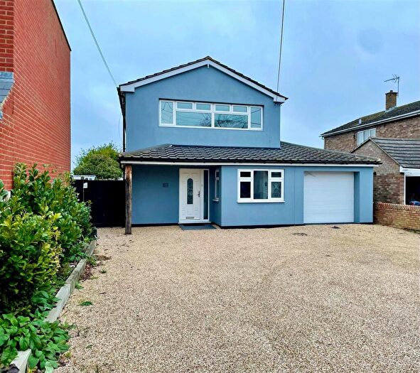 5 Bedroom Detached House To Rent In North End, Southminster, CM0