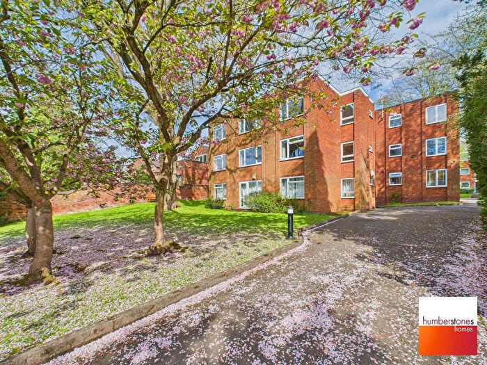 2 Bedroom Flat To Rent In Old Church Court, St. Peters Road- Harborne, B17
