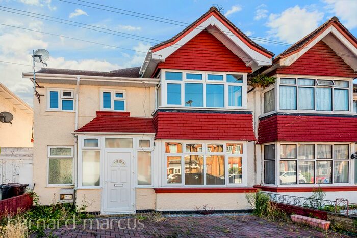 4 Bedroom Property To Rent In Alfred Road, Feltham, TW13