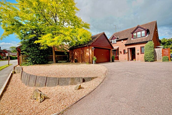 5 Bedroom Detached House For Sale In High Street, Riseley, Bedford, MK44