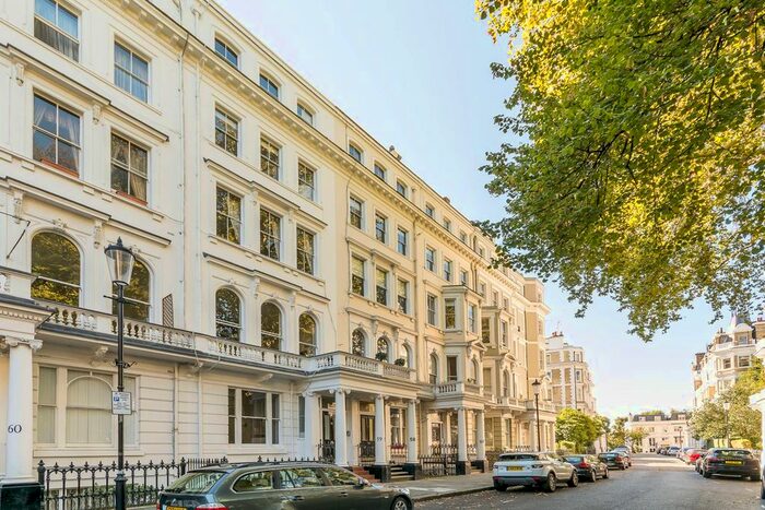 2 Bedroom Flat To Rent In Cornwall Gardens, South Kensington, London, SW7