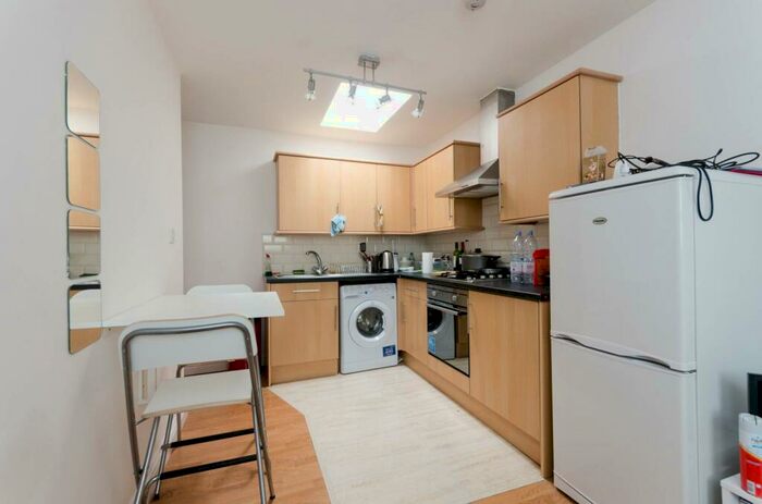 1 Bedroom Flat To Rent In Fonthill Road, Finsbury Park, London, N4