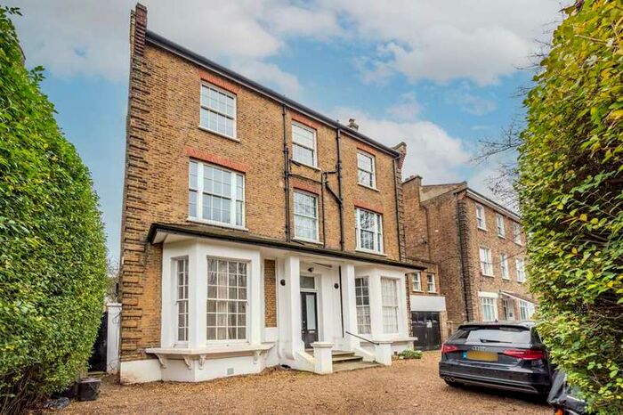 1 Bedroom Flat To Rent In Thurlow Park Road, West Dulwich, SE21