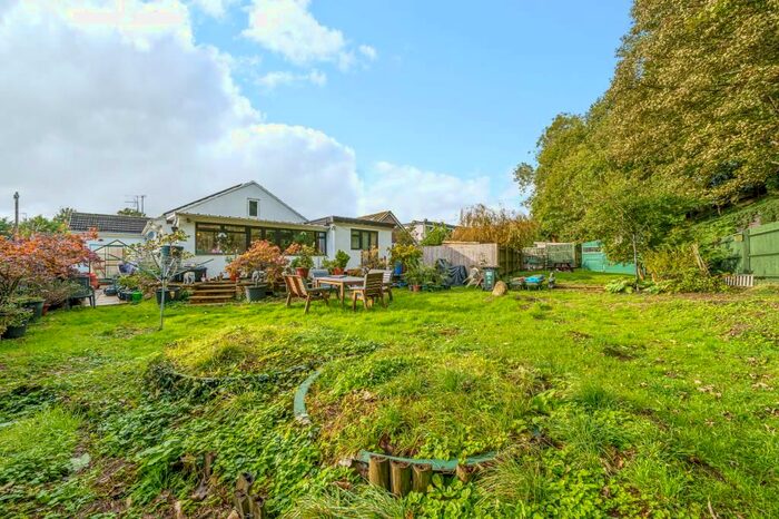 4 Bedroom Detached House For Sale In Brackley, Northants, NN13