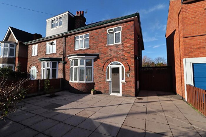 3 Bedroom Semi Detached House To Rent In Beacon Road, Loughborough, LE11