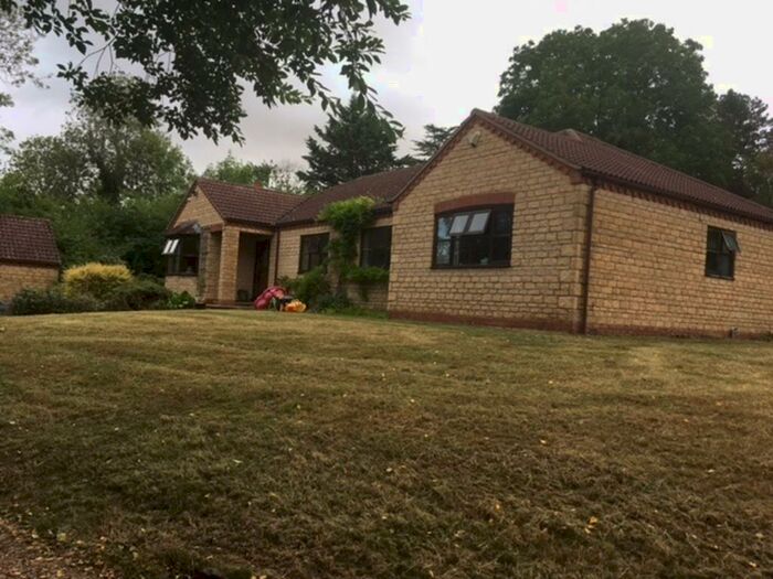 4 Bedroom Detached Bungalow To Rent In Station Road, Waddington, Lincoln, LN5