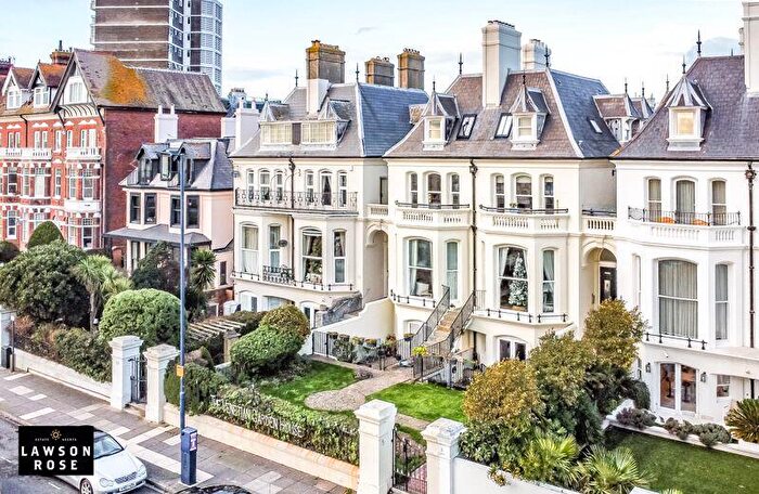 2 Bedroom Flat For Sale In South Parade, Southsea, PO5