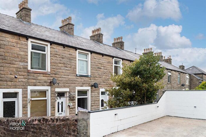 2 Bedroom Terraced House For Sale In East Parade, Barnoldswick, BB18