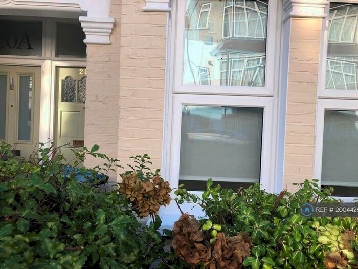 1 Bedroom Maisonette To Rent In Grenfell Road, Mitcham, CR4